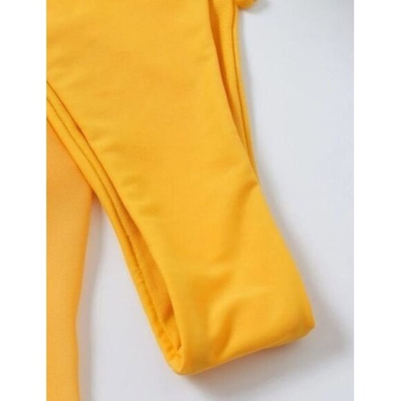 3pack Triangle Bikini Swimsuit With Beach Skirt👙✨ - Picture 4 of 7